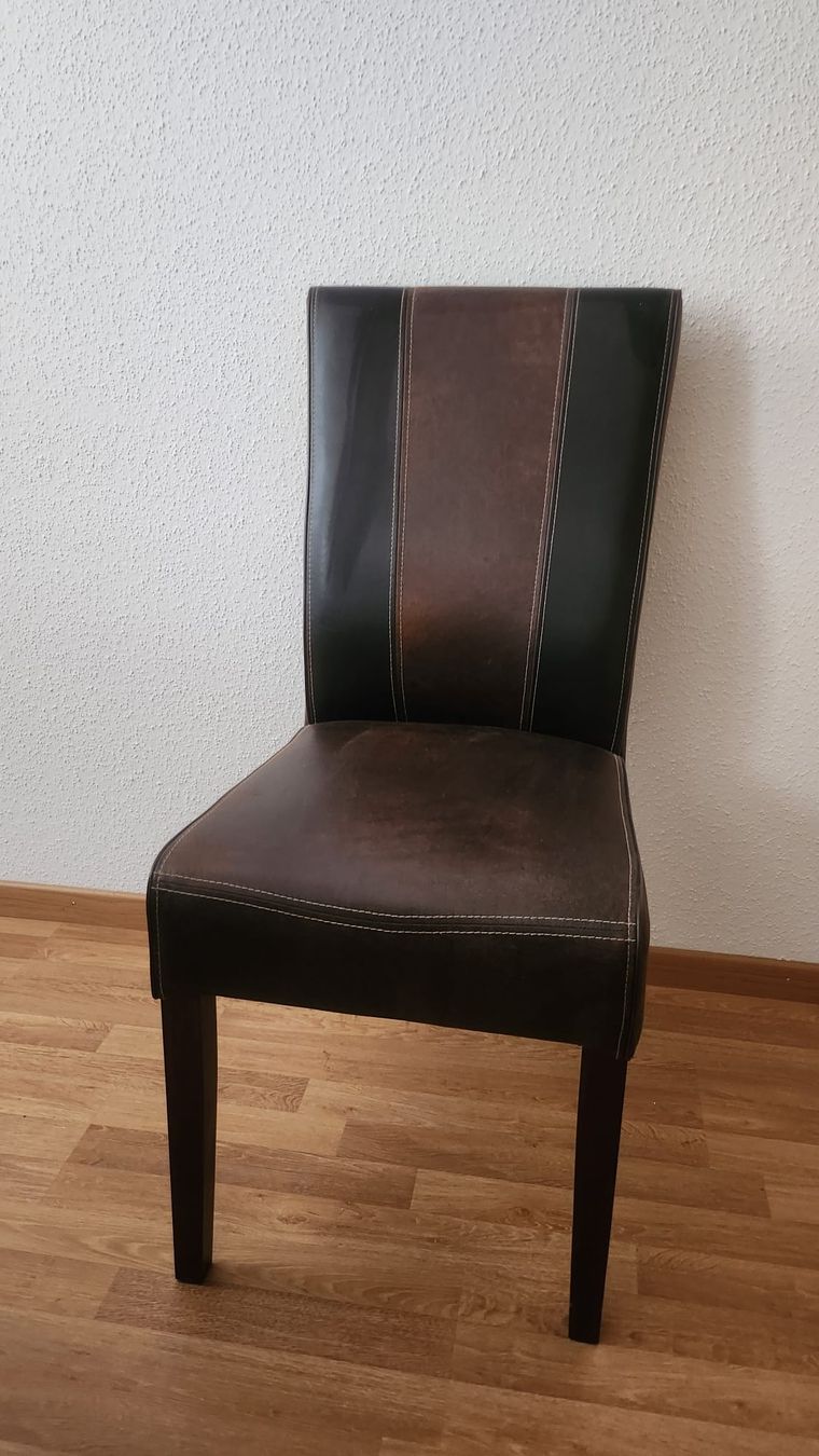 Set de table et chaises: Esstisch Granit mit 4 Lederstühlen  – D'occasion à Steinhausen par cem_8wkq 5