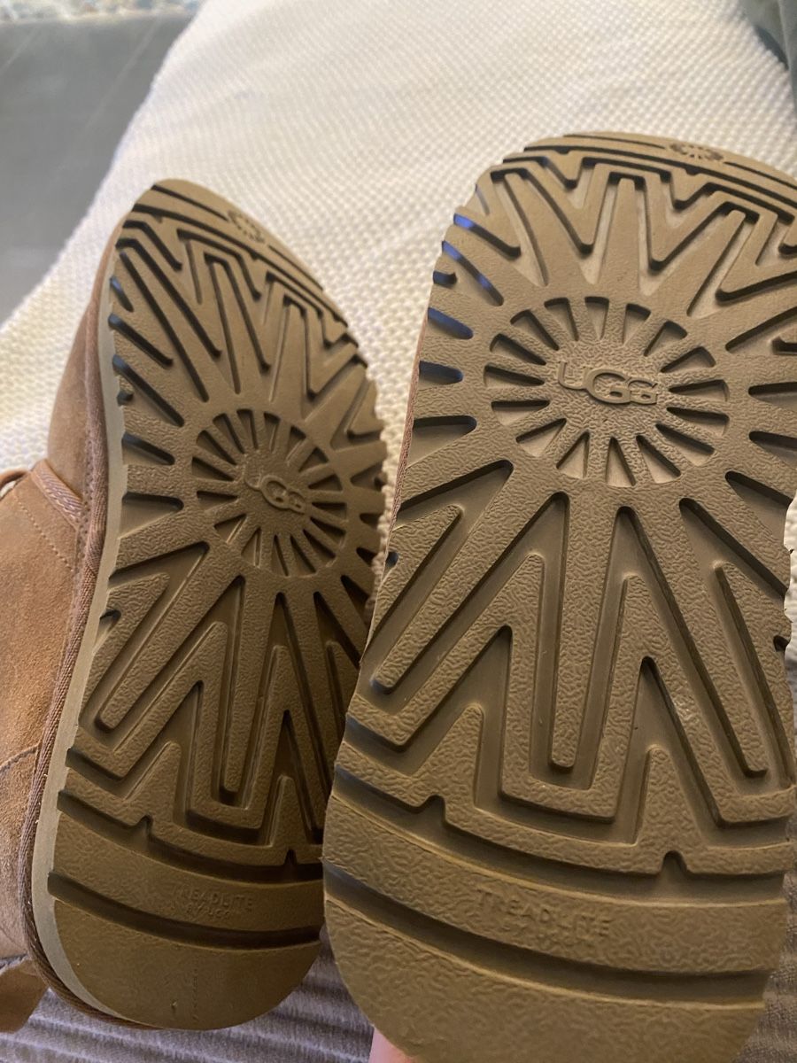 Ugg Scarpe da uomo: Schöne UGG Schnürstiefel – Usato da Holziken venduto da ilaaisa 2