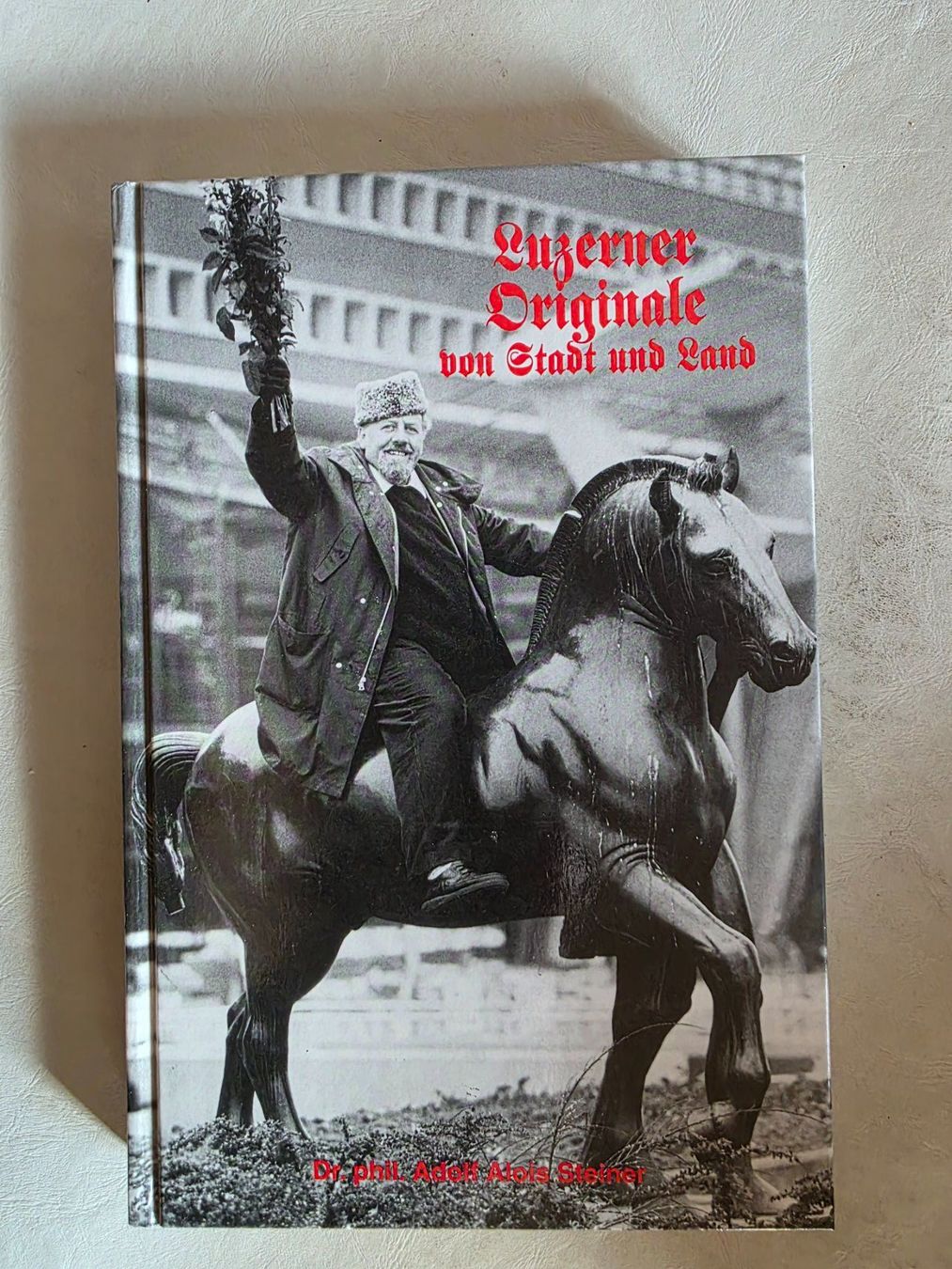 Libri: Luzerner Originale von Stadt und Land - Mops 1998 – Usato da Walterswil BE venduto da Lonitti