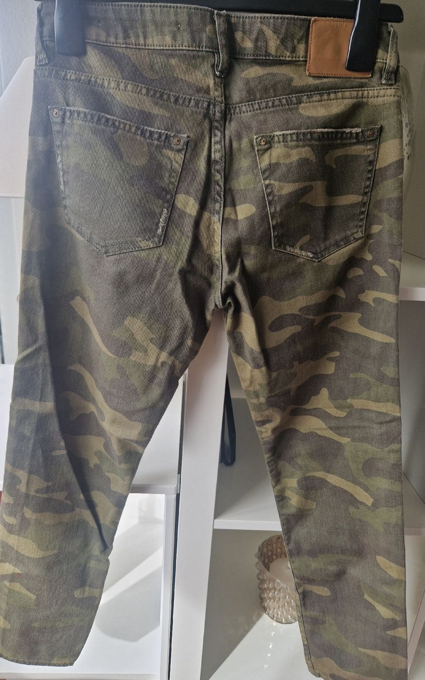 Zara Jeans: Army Jeanshose v. ZARA – Nuovo (secondo la descrizione) da Küsnacht ZH venduto da 2011_ 2