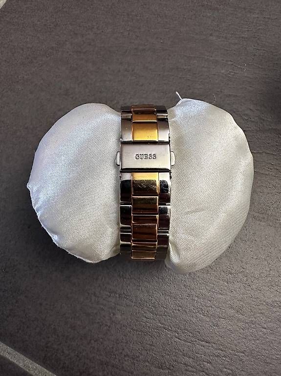 Uhren: Guess Uhr – Gebraucht aus Homburg von lara.h. 2