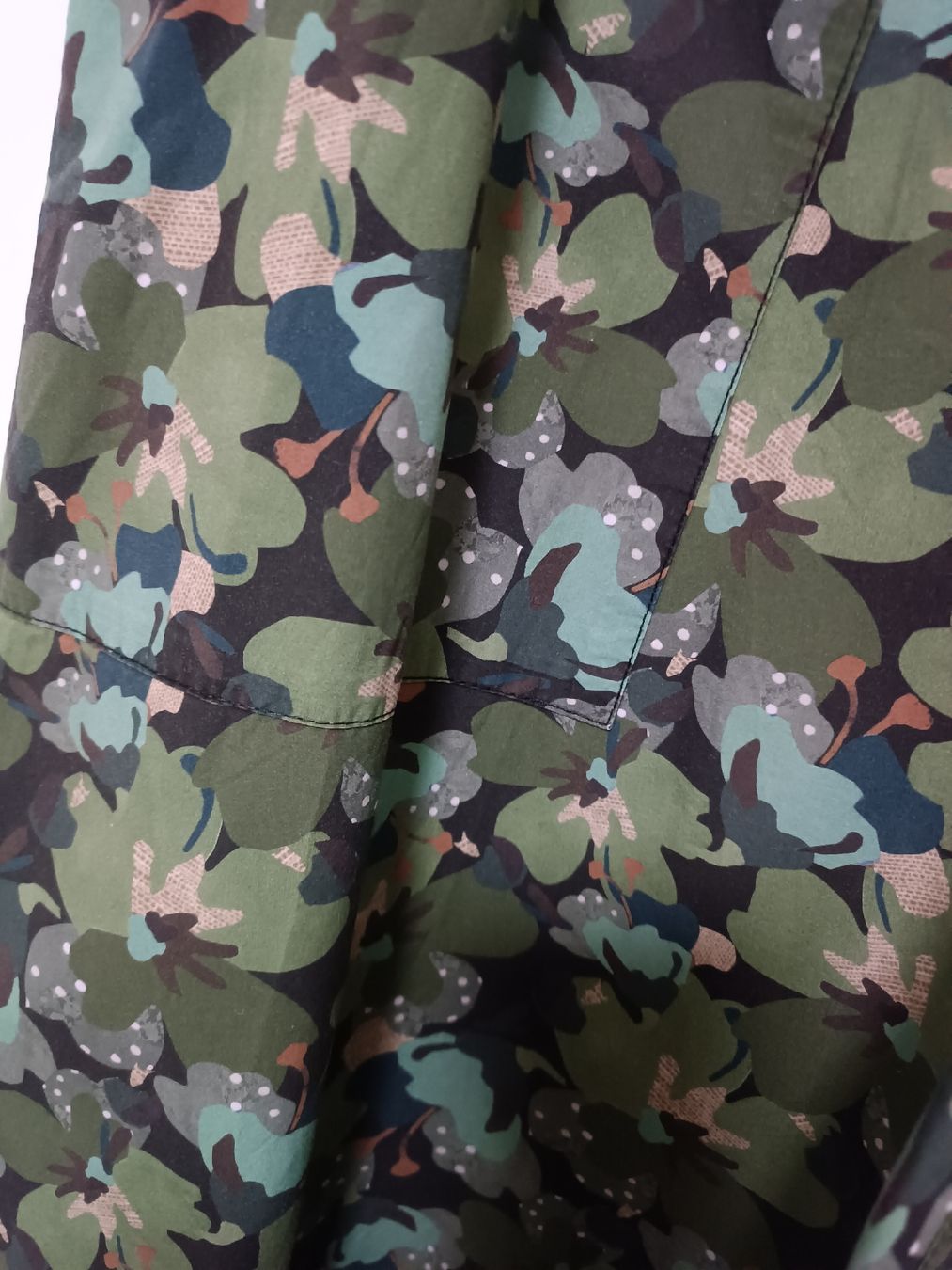 Pantalons: Pantaloni harem donna LAVGON  – D'occasion à Bellinzona par JasIvo 1