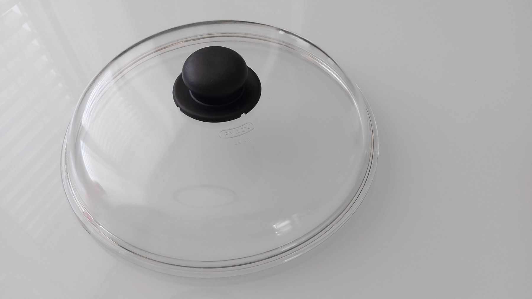 Pyrex Poêles: Glasdeckel PYREX 28 cm - neuwertiger Zustand – Neuf (Voir description) à Pfäffikon ZH par siae