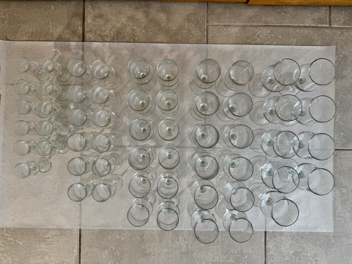 Bicchieri: Gläser-Set mit 56 Gläsern in 5 Grössen – Usato da Aesch ZH venduto da schimauscha 2