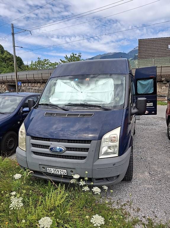 Ford Nutzfahrzeuge: Windsurfbus Ford Transit ohne MFK – Gebraucht aus Rapperswil SG von hirrion