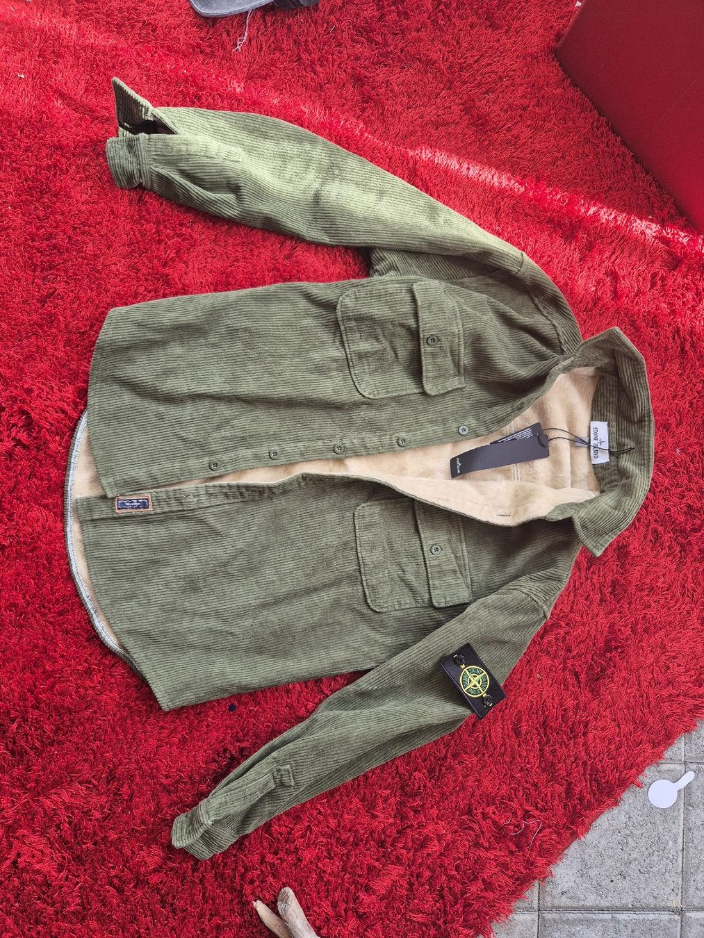 Stone Island Giacche: Stone Island Hemd Khaki Grösse, NEU – Nuovo e nell'imballaggio originale da Pieterlen venduto da Vane_ssa_92 1