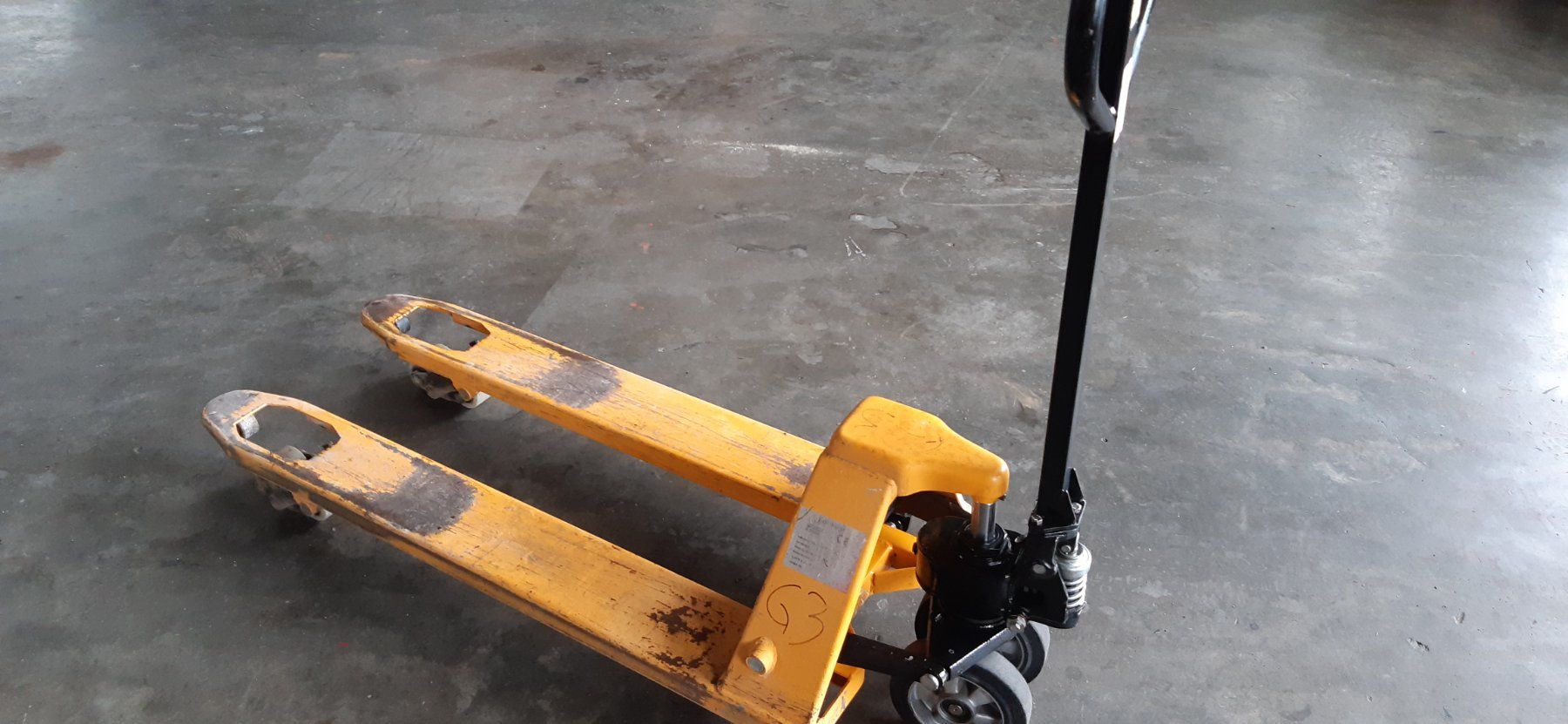 Carrelli elevatori e a forche: Paletthubwagen Edilsider – Usato da Muolen venduto da Profi010 8