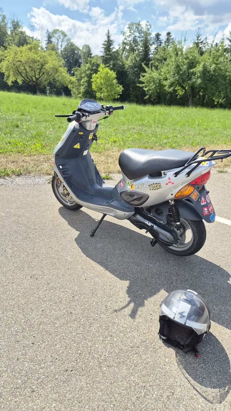Adly Scooters: Roller Adly Tiger 50 cm3 – Defekt aus Bichelsee von Werkou 1