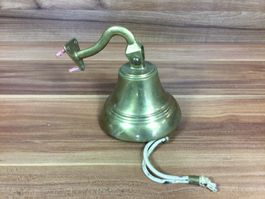 Gebrauchte Schiffsglocke Messing mit Wandhalterung