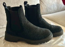Wunderschöne neue schwarze Stiefeletten mit Strass-Details