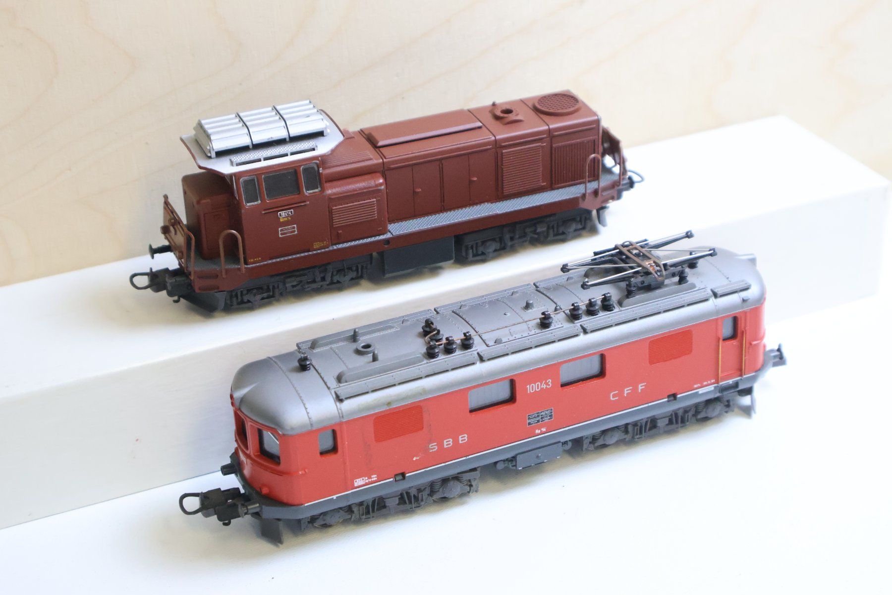 Lima Modelleisenbahnen: Lima Doppelpack 2 x SBB Bm 4/4 & Re 4/4 E-Lok H0 DC – Gebraucht aus Winterthur von Monstera 5