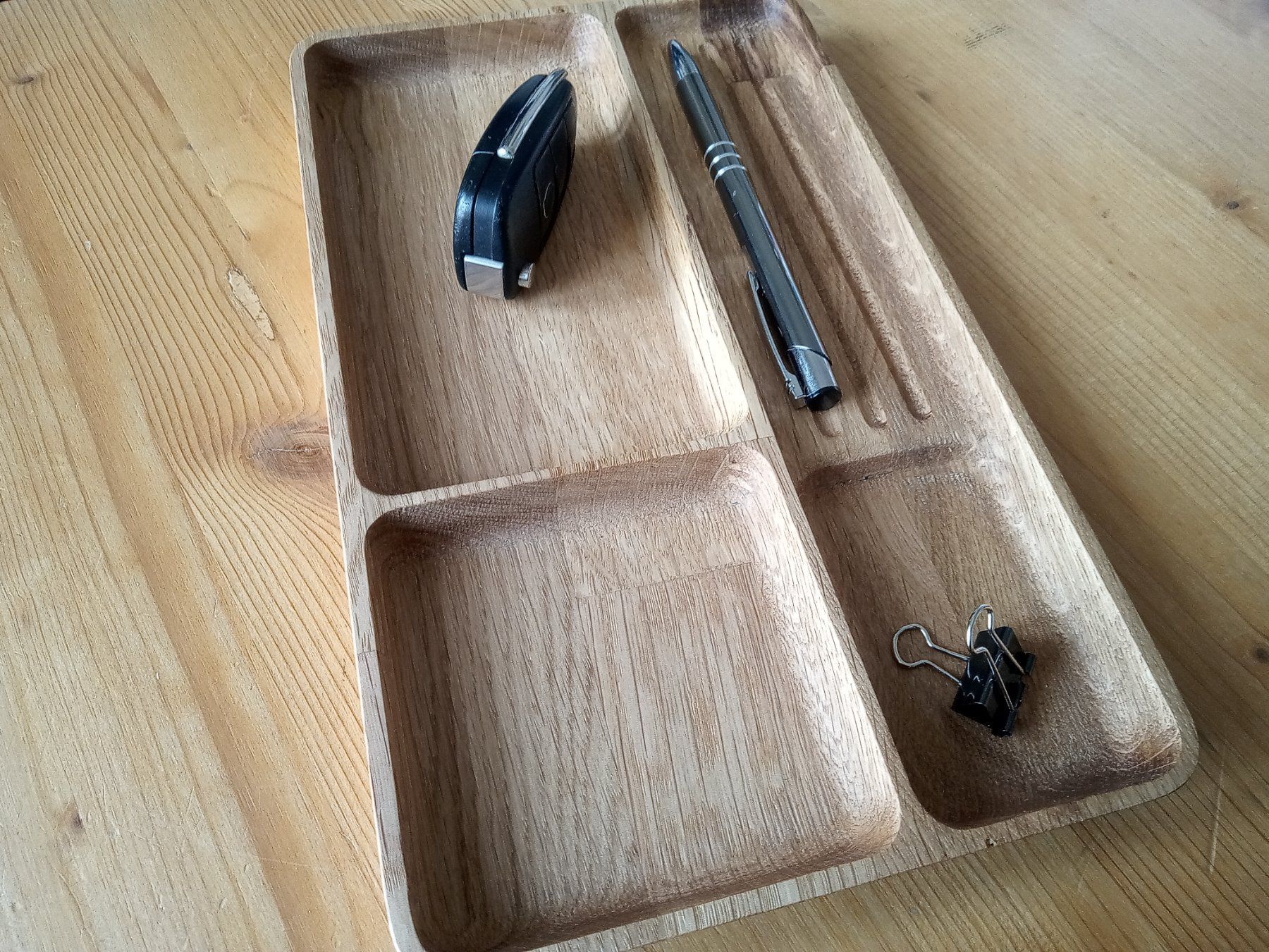 Holzartikel: Hochwertige Stiftablage aus Eichenholz – Neu und originalverpackt aus Büren SO von swelch 4