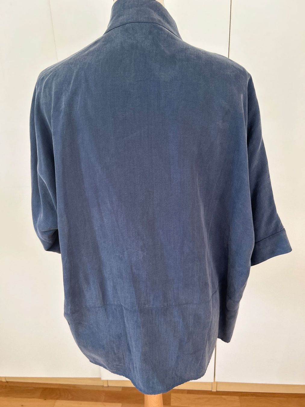 Blusen: Elegante Bluse/ Jackli von Adolfo Dominguez, neu – Neu (gemäss Beschreibung) aus Feuerthalen von Anna_Swift 3
