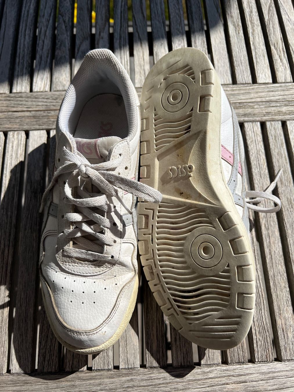 Asics Scarpe da uomo: Asics Turnschuhe weiss Grösse 41.5 gebraucht – Usato da Steinmaur venduto da HenSaa 2