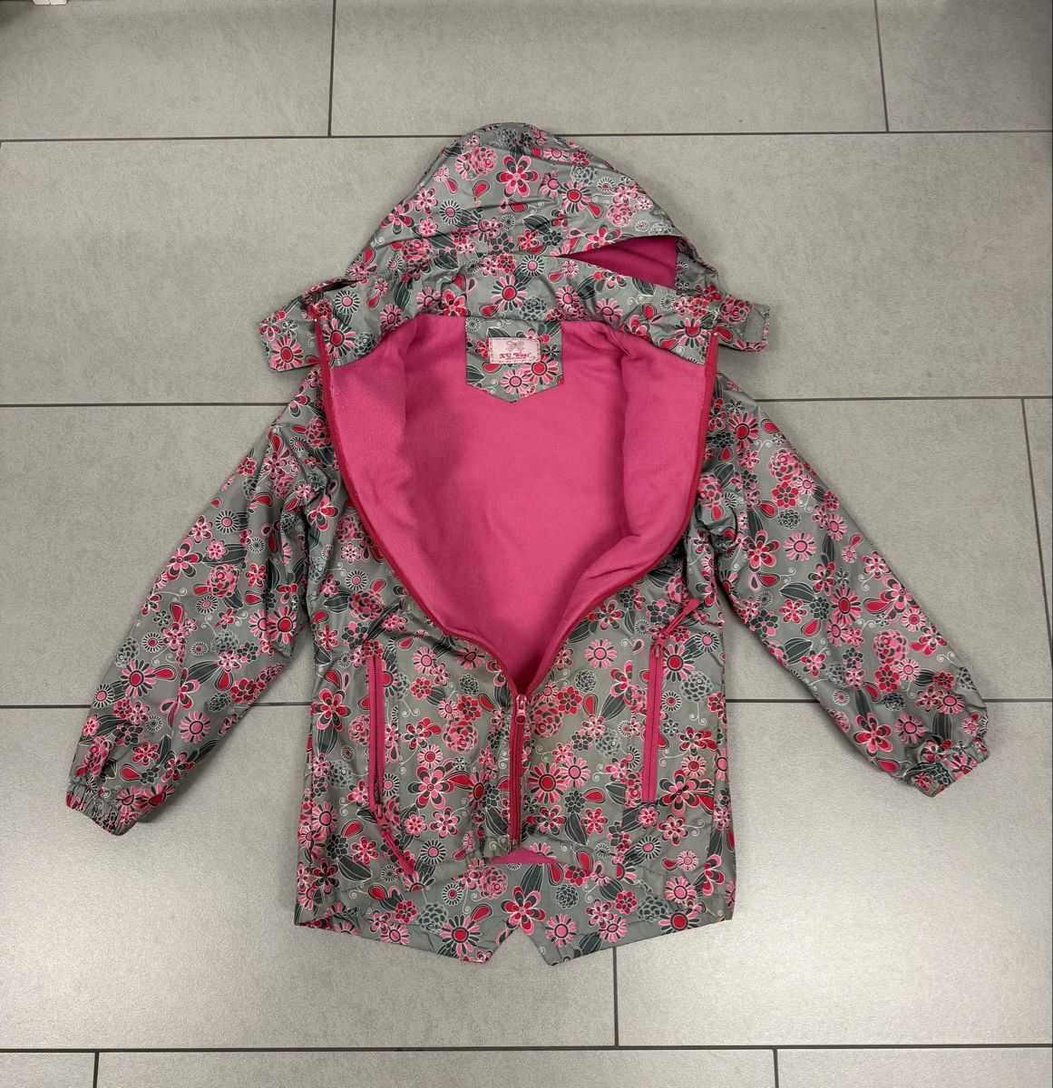 Giacche & Cappotti: Winterjacke Mädchen – Usato da Pfäffikon ZH venduto da aveo14 1