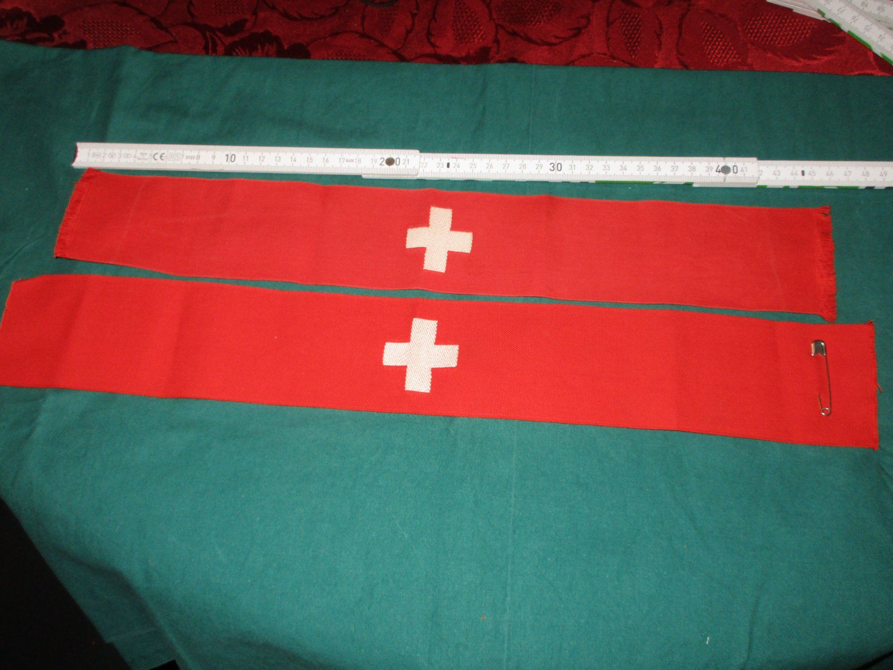 Armée suisse Armes blanches: Armbinde 2Stk. – D'occasion à Bowil par vifi01 1