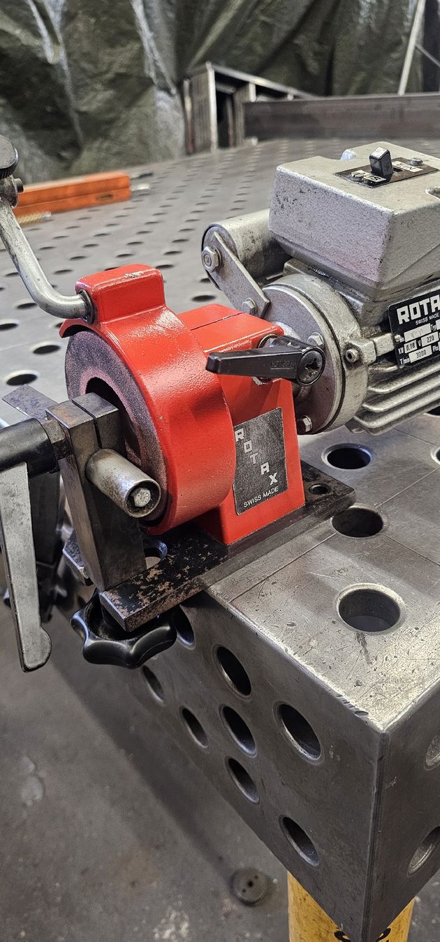Rotax Tutti gli attrezzi: Bohrerschleifgerät  Rotax – Usato da Emmenbrücke venduto da inf_l8yf 1