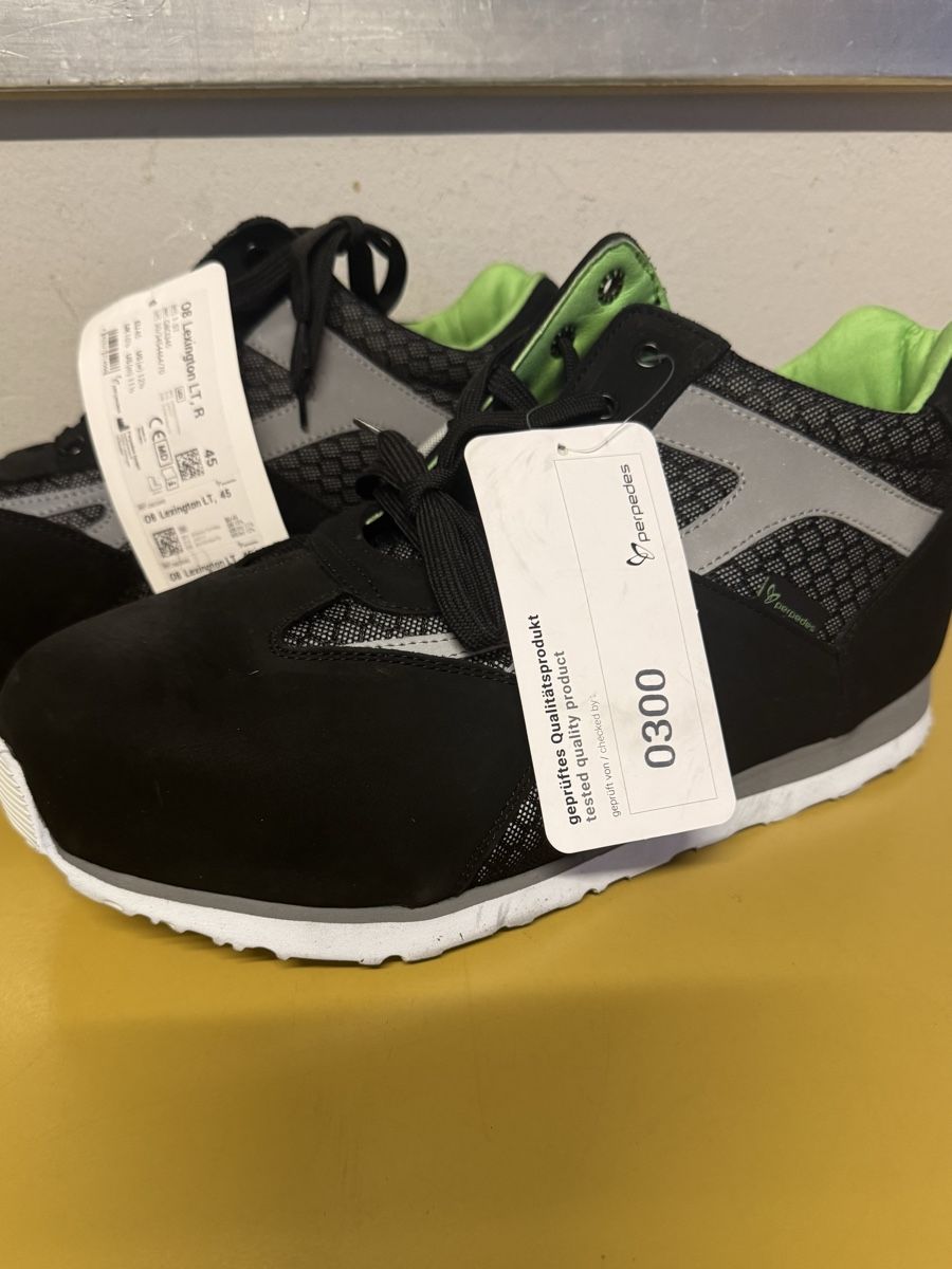 Herrenschuhe: Schuhe  Grösse 45 neu  – Neu (gemäss Beschreibung) aus Schlieren von Freundlich02 2