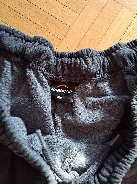 Hosen: Pantalon homme style training – Gebraucht aus La Chaux-de-Fonds von atipik 2