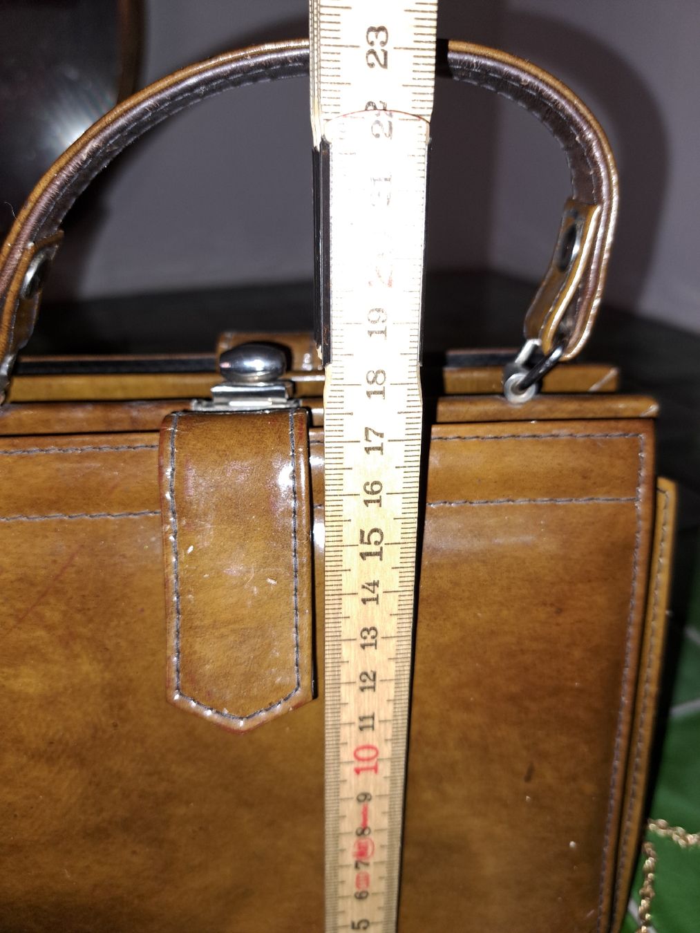 Borse: antike Handtasche aus braunem Leder, – Usato da Kölliken venduto da Upcycling-by-Mc-TAM 7