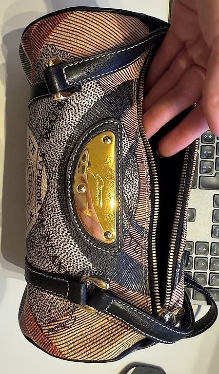 Taschen für Damen: Tasche Gattinoni – Gebraucht aus Zürich von ani_m8q2 1