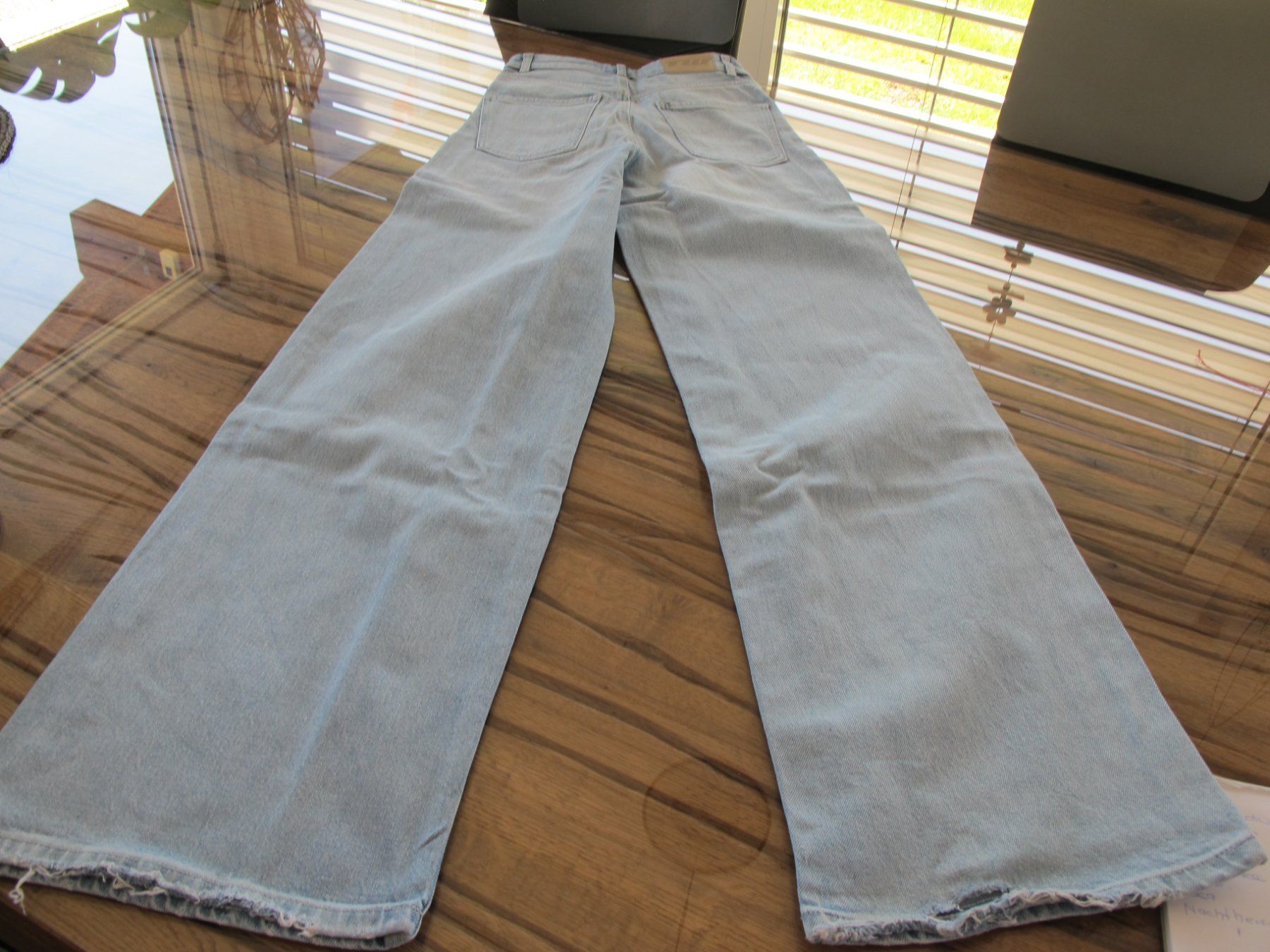 Hosen: Coole Wide Leg Jeans, hellblau, Grösse 32 – Gebraucht aus Deitingen von Meisters6