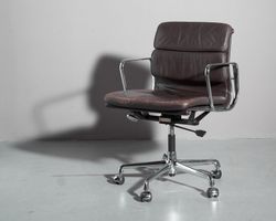 Herman Miller EA 117 Bürostuhl, braunes Leder, top Zustan...