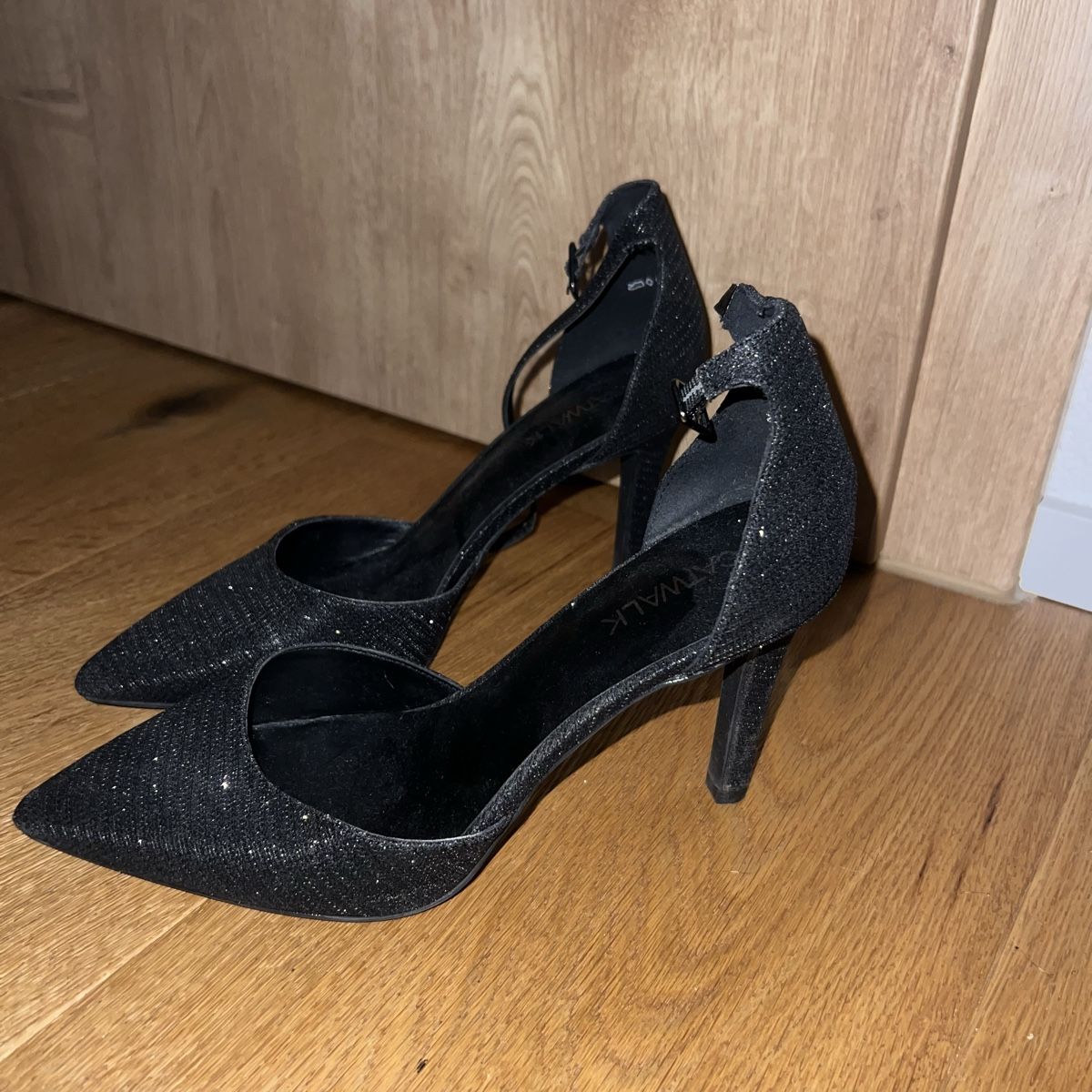 Scarpe da donna: Glitzer HighHeels – Nuovo (secondo la descrizione) da Chur venduto da noe_mh8b 1