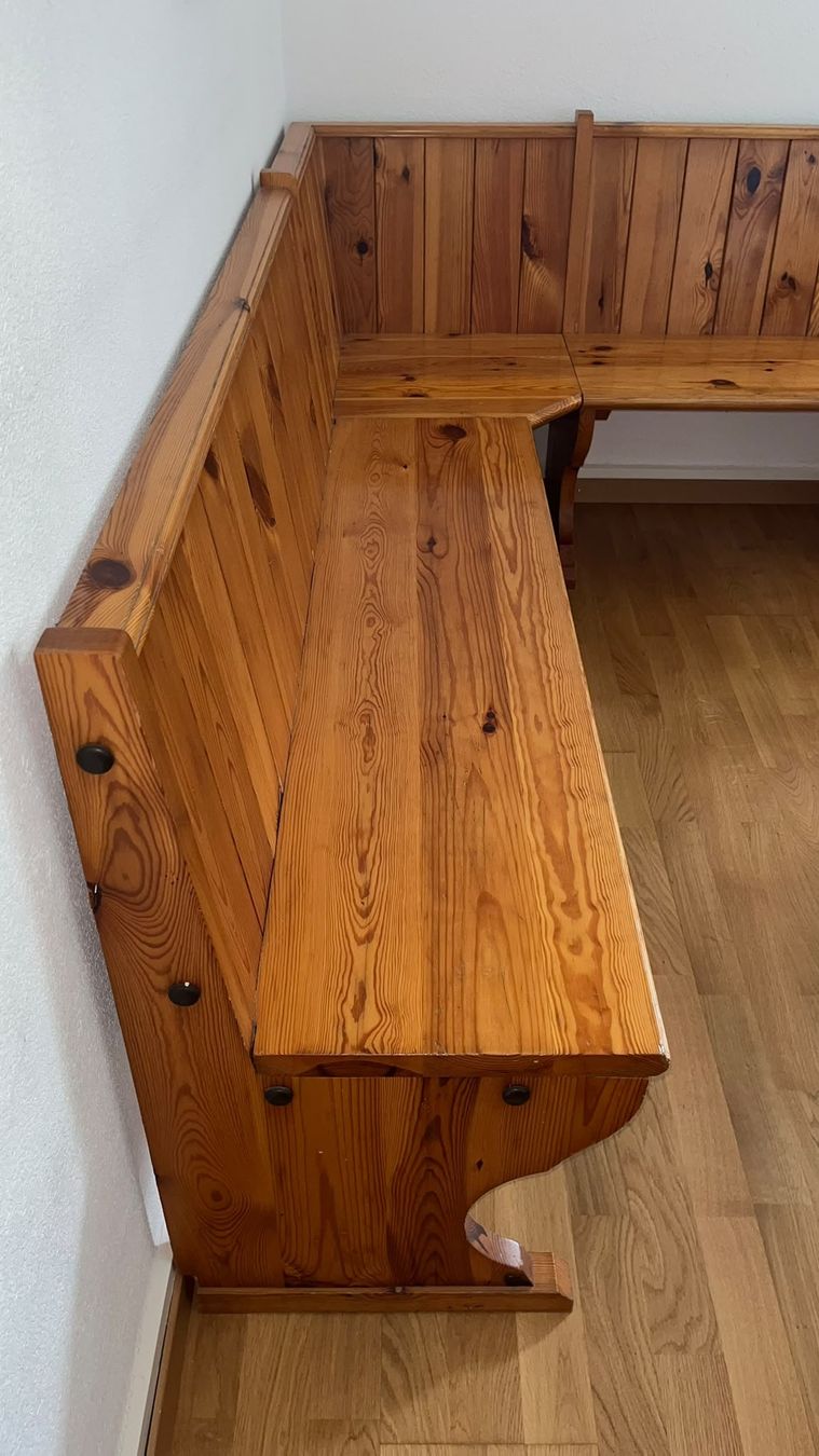 Bancs: Banc d'angle bois massif – D'occasion à Villars-sur-Glâne par Sneaky765 1