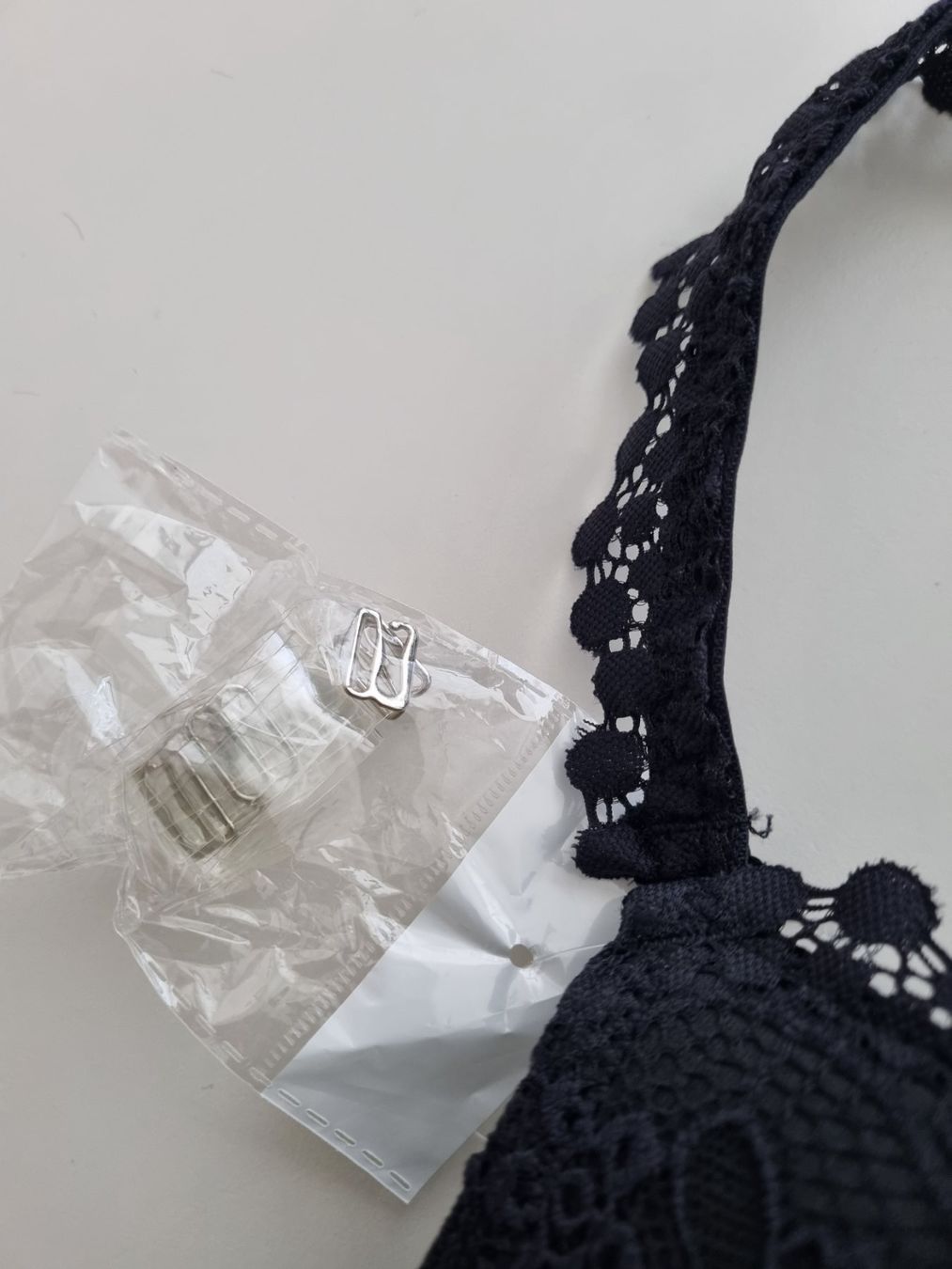Sonstige Unterwäsche: BH schwarz D 75 mit Vorderverschluss – Neu und originalverpackt aus Zofingen von Felpa 3