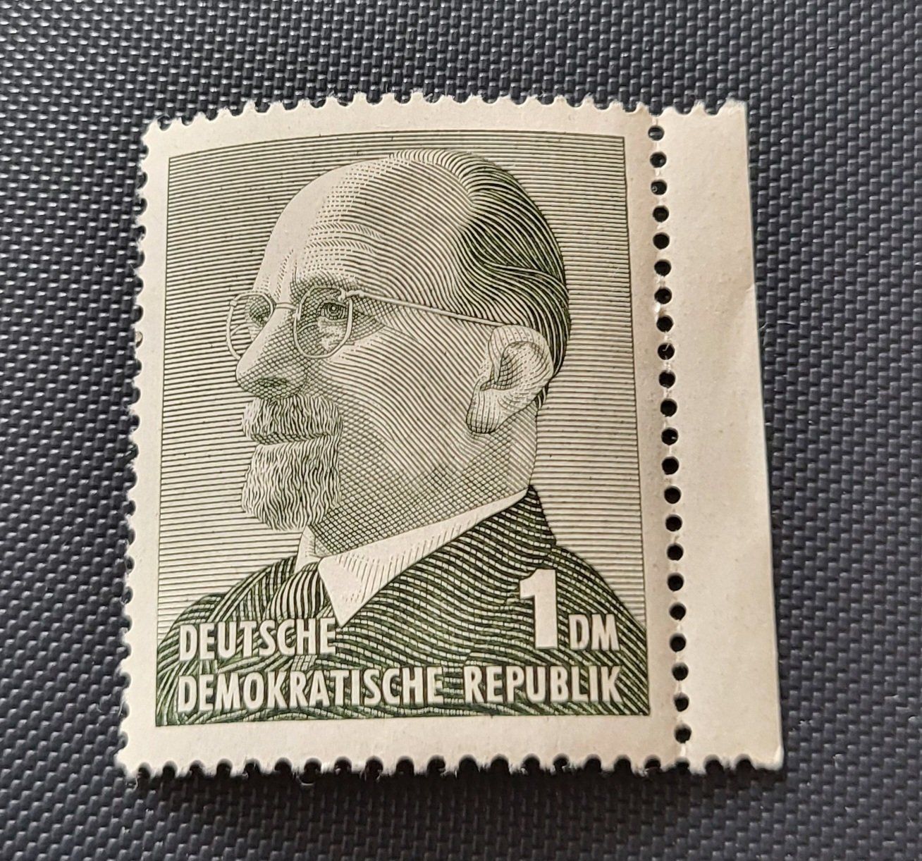 Tutti i francobolli: DDR alte briefmarke – Usato da St Gallen venduto da Stampsalshobby