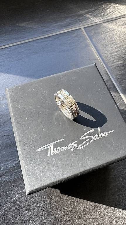 Anelli: Thomas Sabo Ring mit weissen Steinen – Usato da Seuzach venduto da oli_2l2l 3