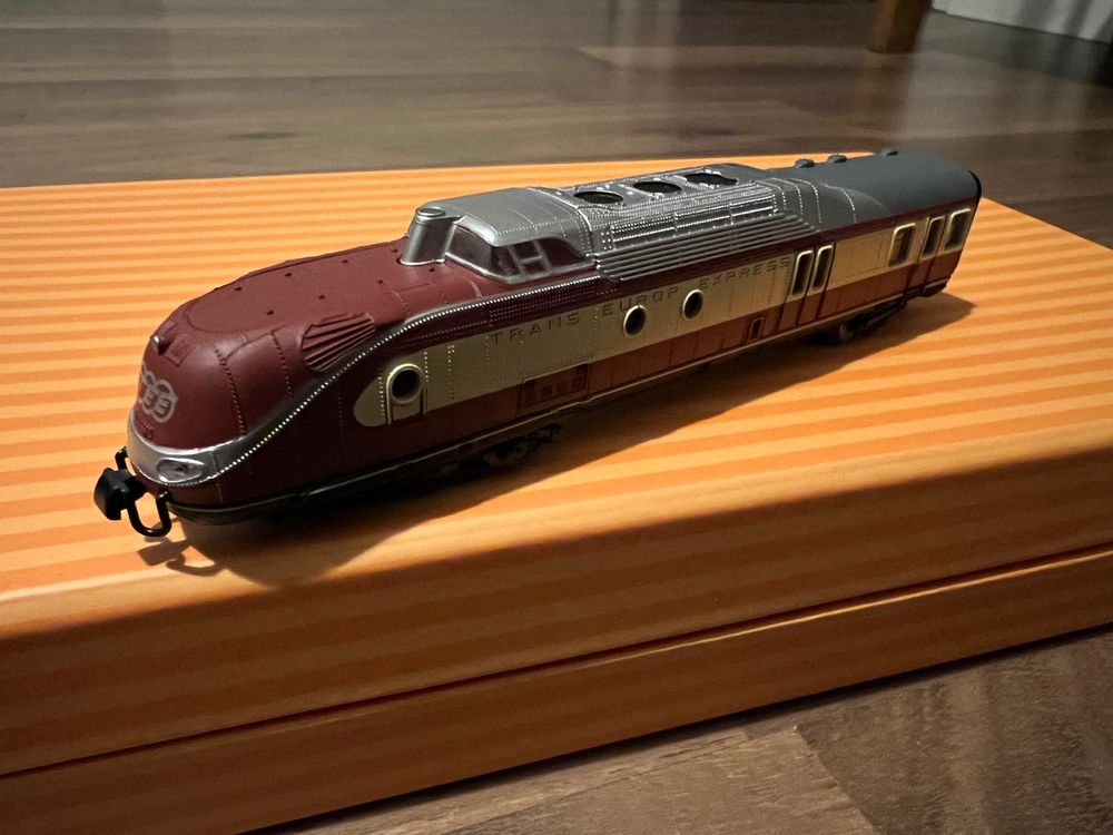 Coffret Jouef HO Trans Europ Express N°7606 E – Locomotive CC 40101 TEE (à Compléter)