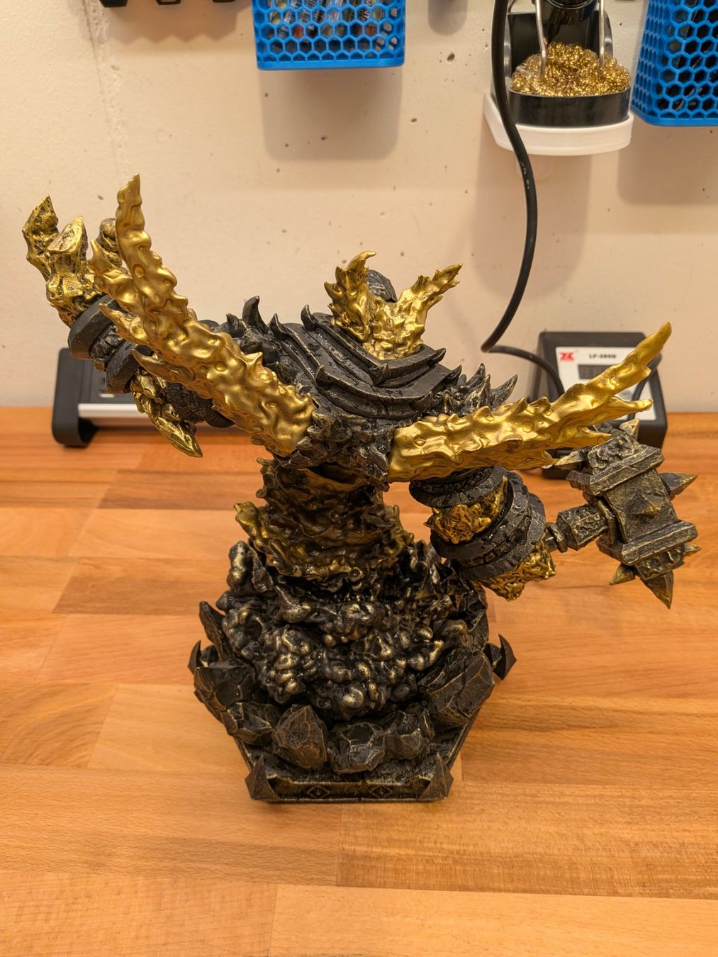 World of Warcraft Ragnaros Figur neuwertig 30 cm (Gebraucht) in ...