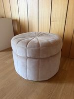 Westwing Samt-Hocker/Beistelltisch BIRDIE – Champagner/Beige