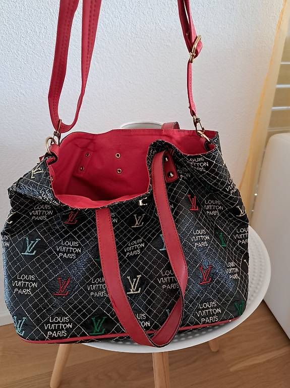 Toutes les pièces auto: A vendre – D'occasion à Düdingen par petitloup 2