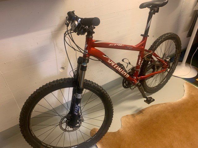 Specialized Velos: Mountainbike Specialized Epic Fully – Gebraucht aus Berneck von  3