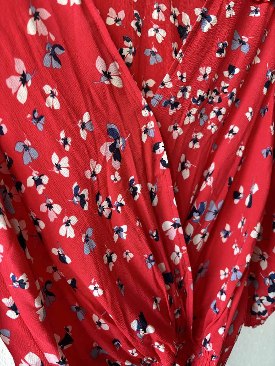 Kookai Camicette: Blouse cache-cœur Kookai rouge  – Nuovo (secondo la descrizione) da Onex venduto da ali_8gbq 5