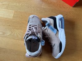 Nike / Jordan Gr. 38 neuwertig