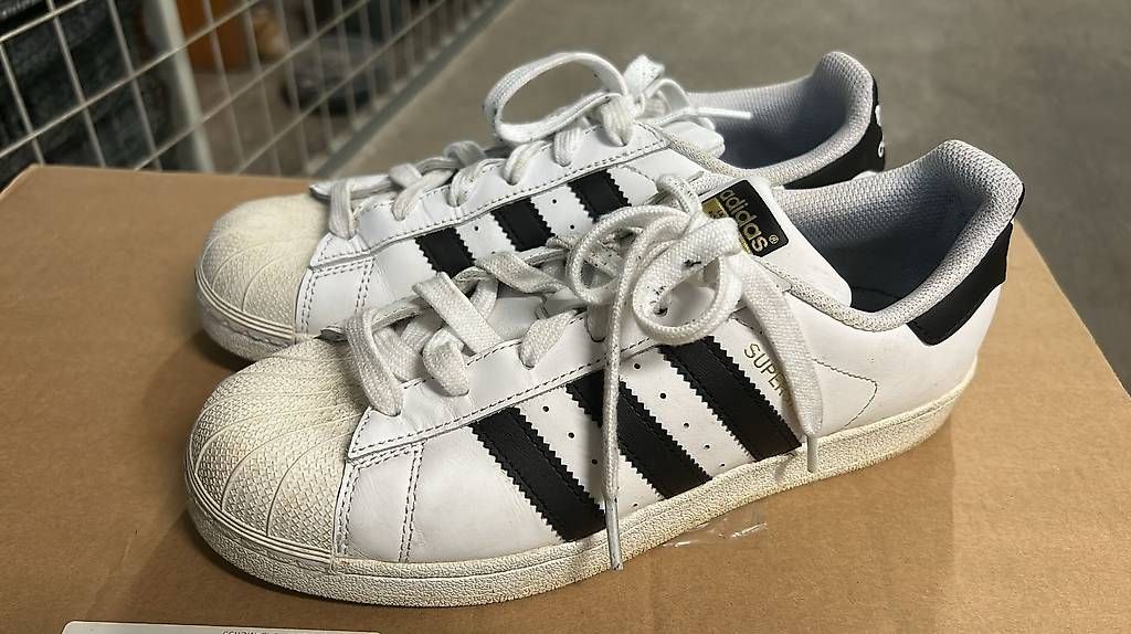 Scarpe da donna: Scarpe da donna – Usato da Bellinzona venduto da SammlerTI 3