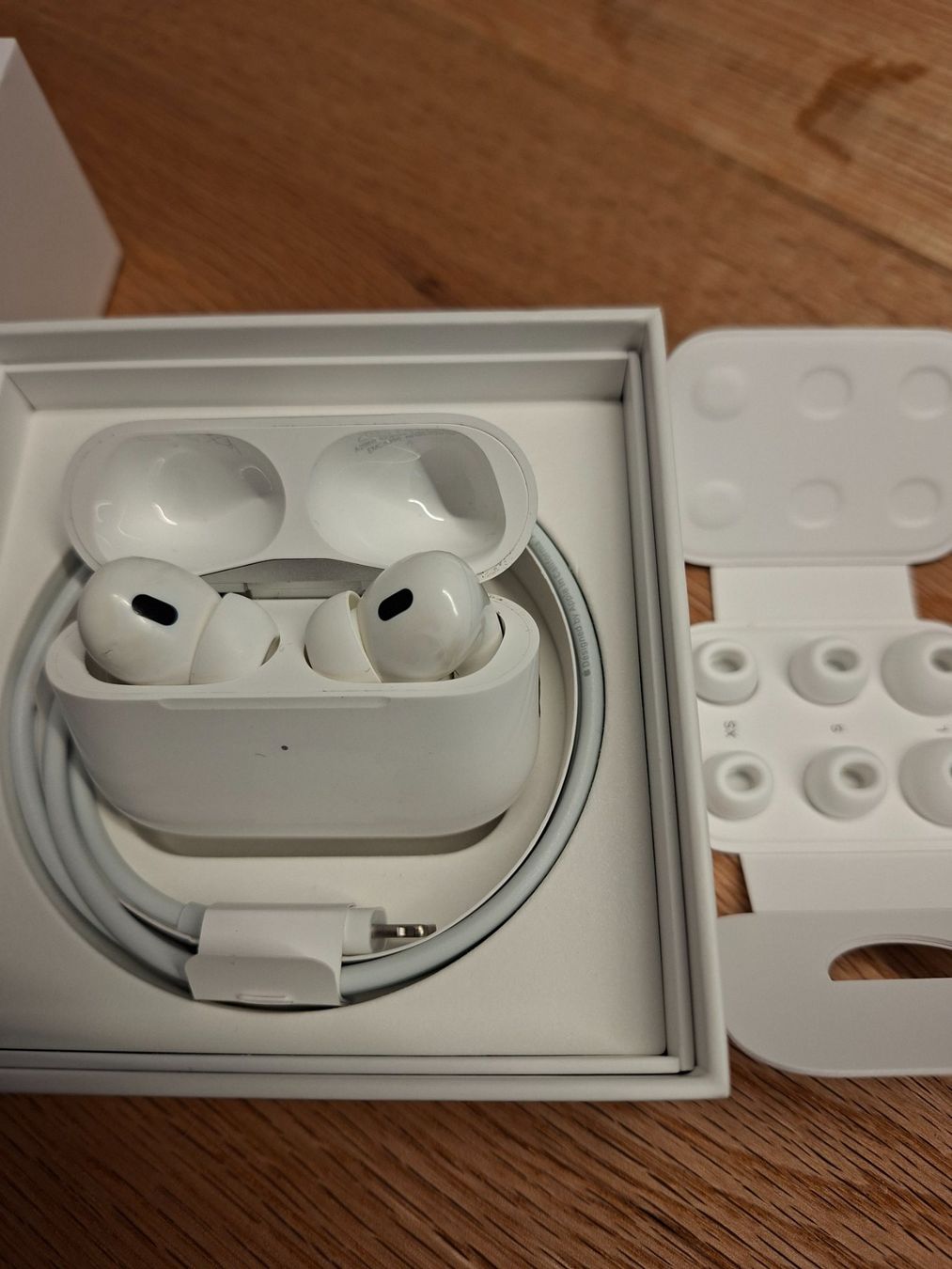 Apple Cuffie: Apple AirPods Pro (2. Generation) weiss – Usato da Deitingen venduto da rotgelbblau01 1