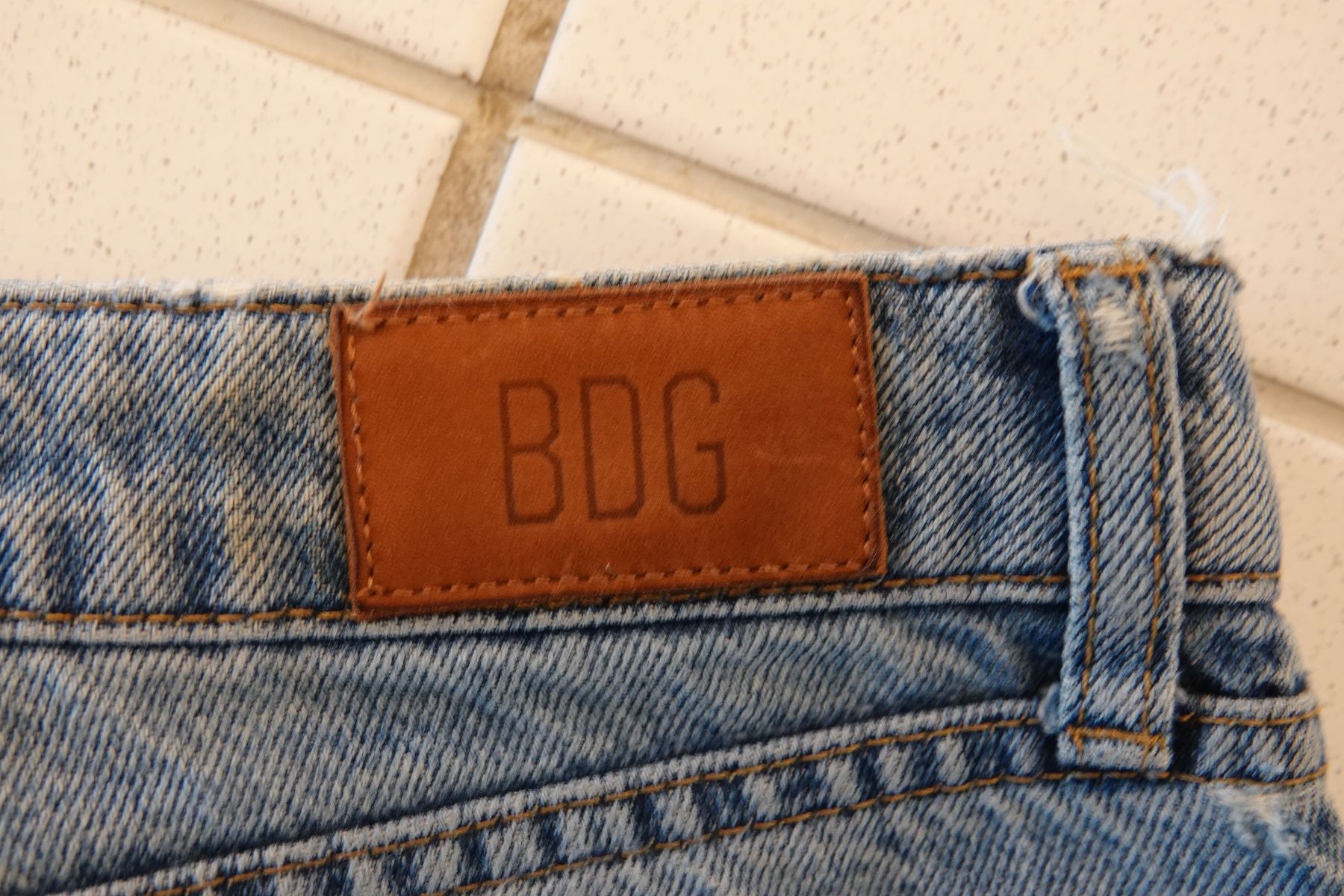 Urban Outfitters Jeans: BDG Jeans, Grösse 27/32, Damen – Usato da Thalheim venduto da clio66 2