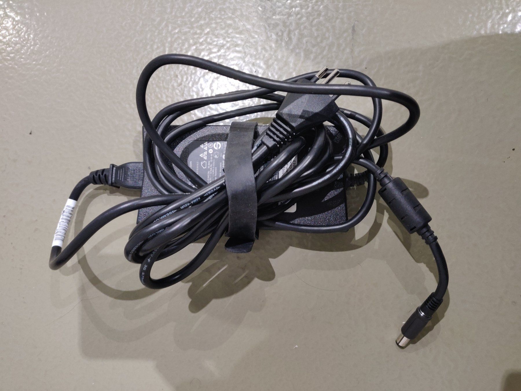 Dell Caricabatterie: Dell 130w Netzteil – Usato da Flawil venduto da rcnkr 1