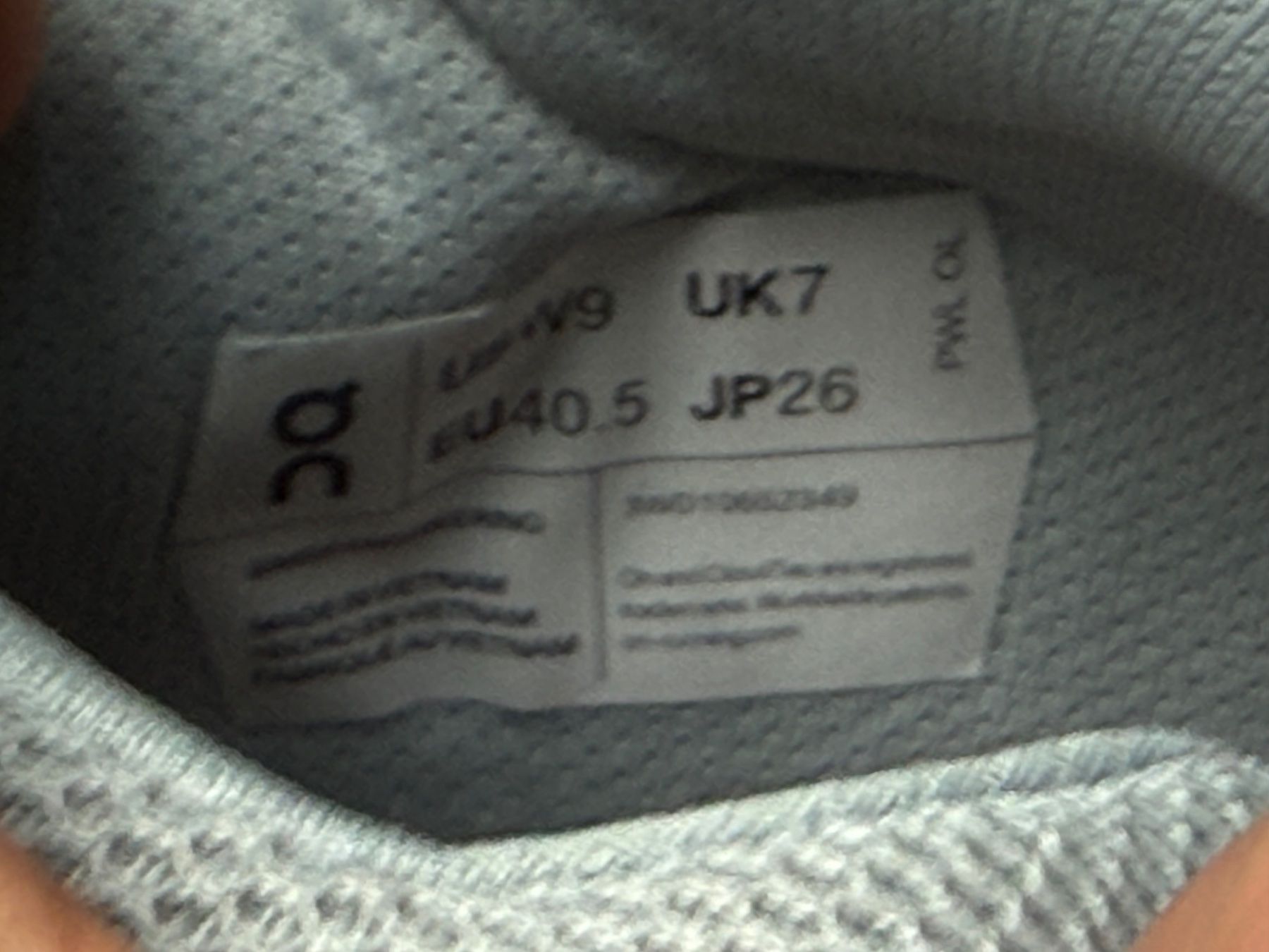 On Scarpe da donna: ON - The Roger Advantage Damen Sneaker, Grösse 40,5. – Usato da Bassersdorf venduto da Buy_interest 5