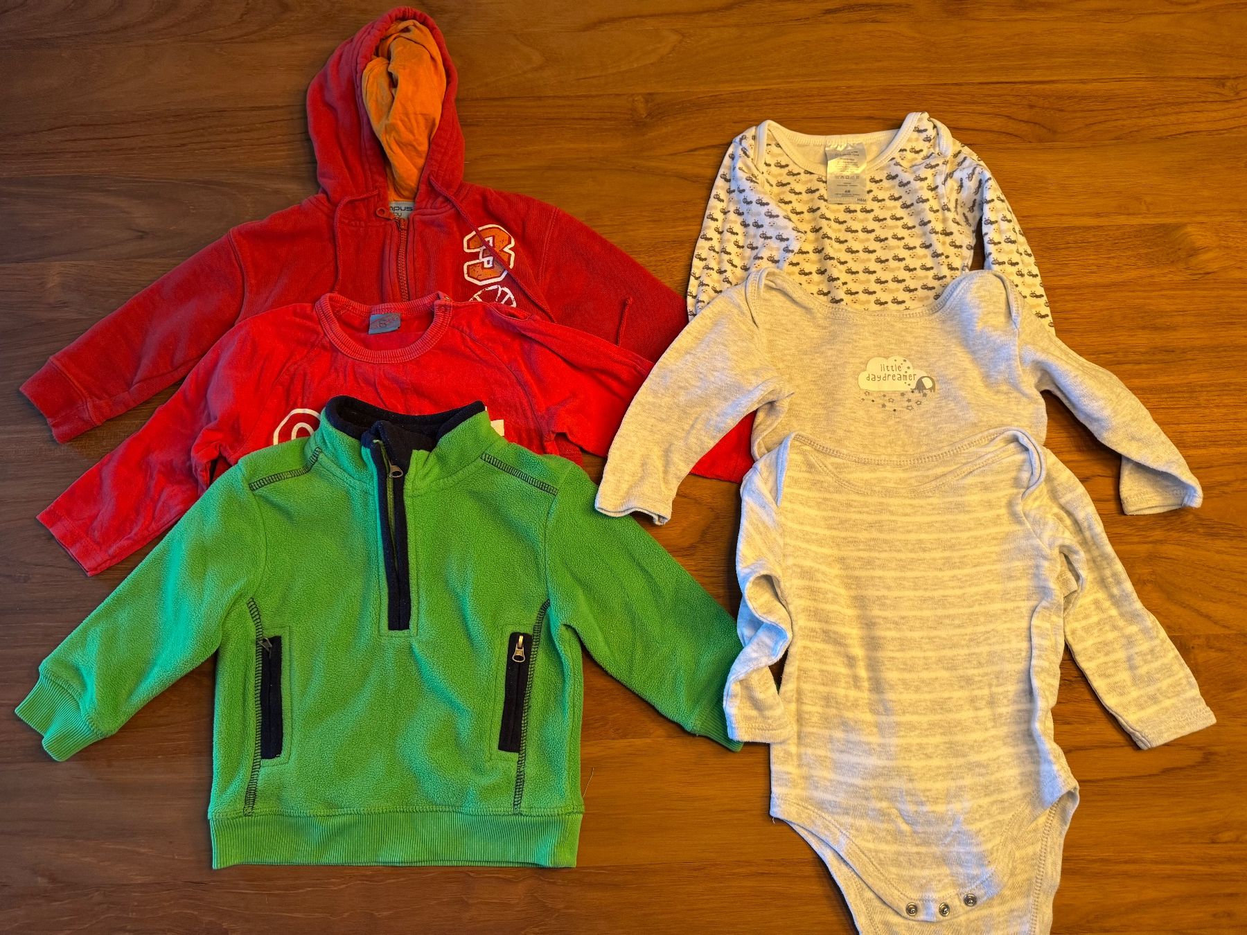 Lotti & Set di vestiti: Junge Kleiderpack Gr. 74 – Usato da Horgen venduto da delakowi 6