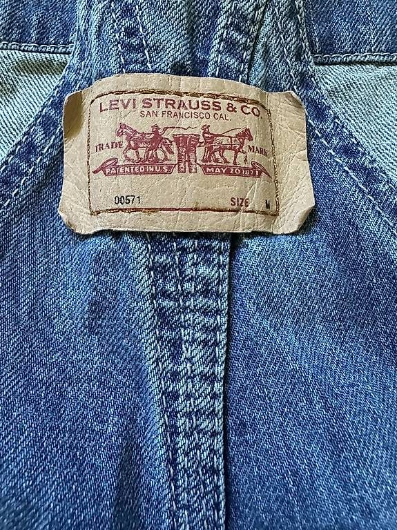 Levi's Jumpsuits: Salopette Lévis – D'occasion à Pully par tarra26 2