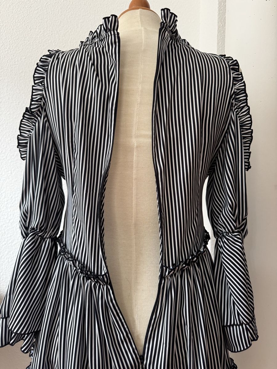 Maje Kleider: Robe Maje rayée volants taille 1 polyester neuve – Neu (gemäss Beschreibung) aus Morges von sandy069 4