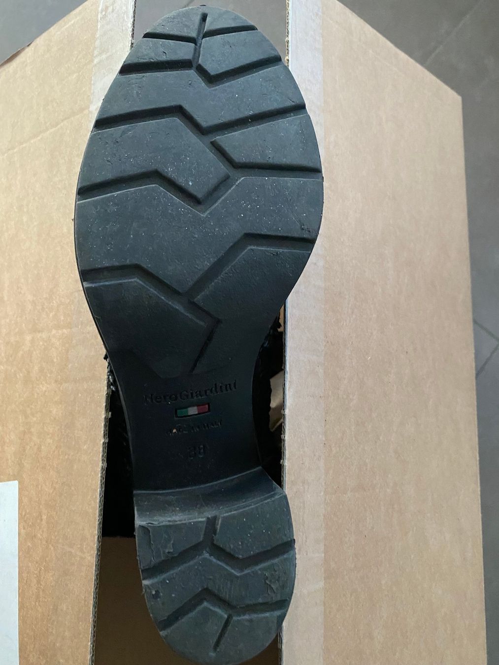 Scarpe da donna: Stiefeletten – Usato da Hagendorn venduto da Shira026 4