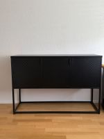 Schwarzes Sideboard