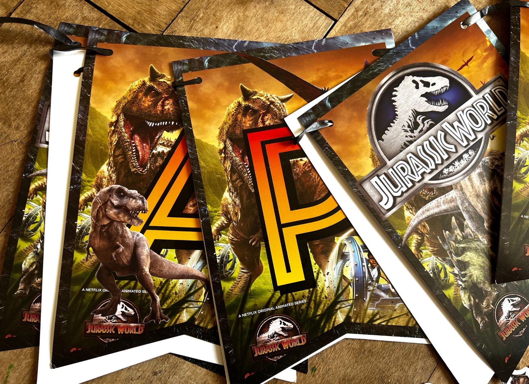 Tutte le decorazioni: Geburtstag Set, Jurassic Park, Happy Birthday Girlande – Usato da Zürich venduto da meggimay 4